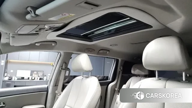 Kia All New Carnival id 3505492 из Кореи 10