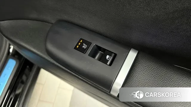 Hyundai Grandeur (GN7) id 3021762 из Кореи 10