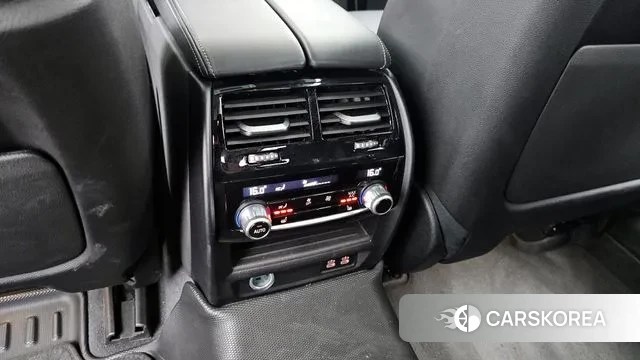 BMW 6 Series GT (G32) id 2900228 из Кореи 10