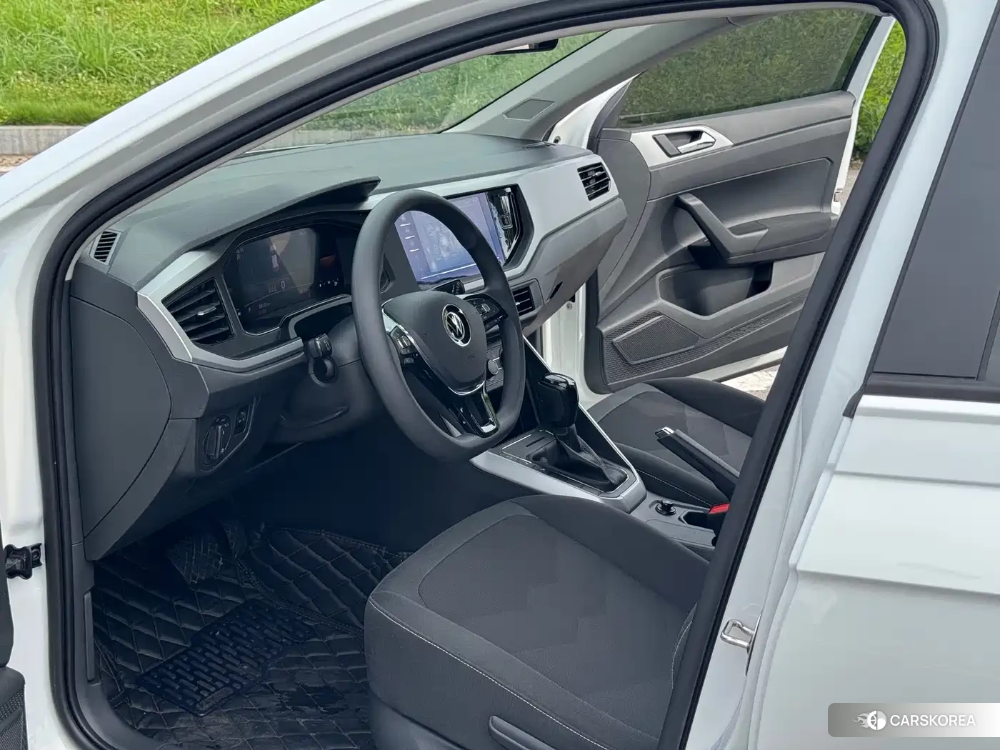 Volkswagen Polo id 4576853 из Китая 10