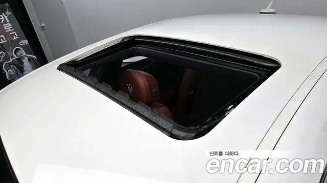 Maserati Ghibli id 2818942 из Кореи 10