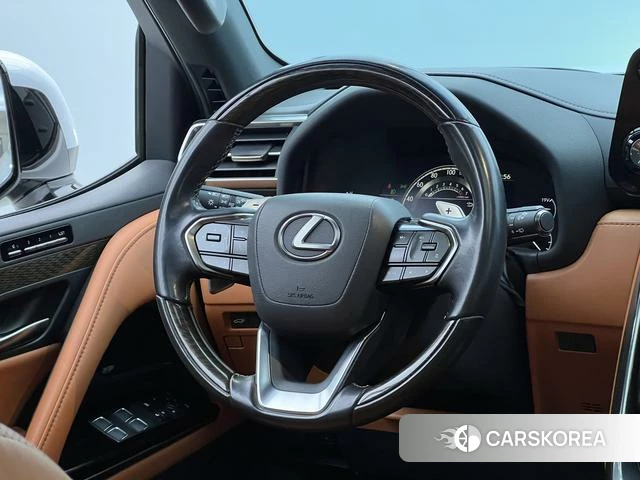 Lexus LX id 4190497 из Китая 10