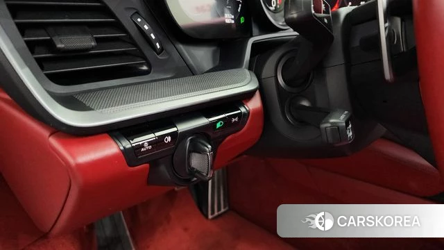 Porsche 911(992) id 3812968 из Кореи 10