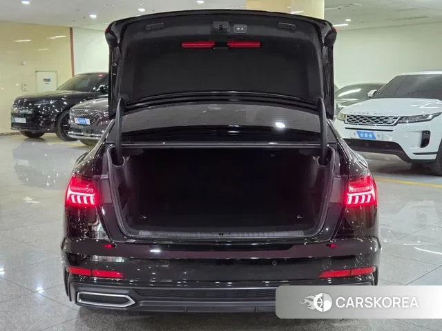 Audi A6 (C8) id 3530570 из Кореи 10