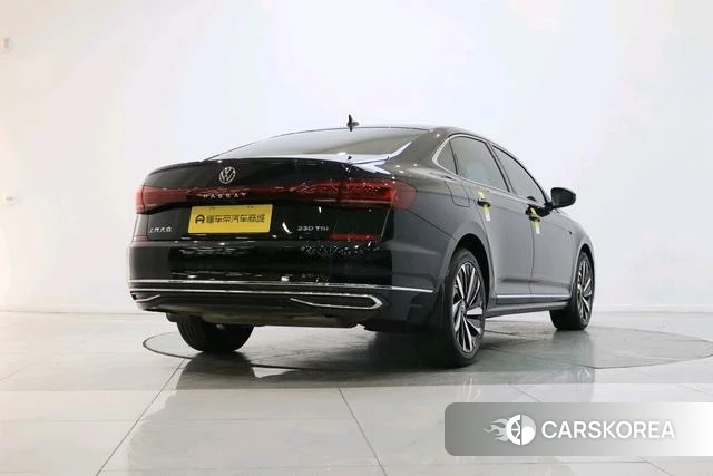 Volkswagen Passat id 4258631 из Китая 10