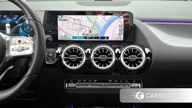 Mercedes-Benz GLA - Class H247 id 3533981 из Кореи 10