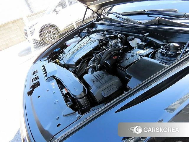 Hyundai Grandeur (GN7) id 3851369 из Кореи 10