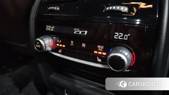 BMW 5 Series (G30) id 3698926 из Кореи 10