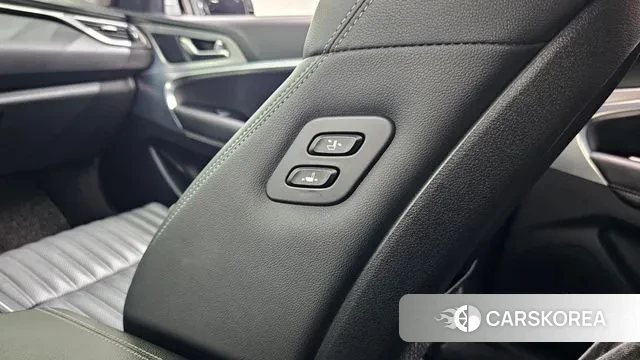 Genesis G70 id 3176480 из Кореи 10