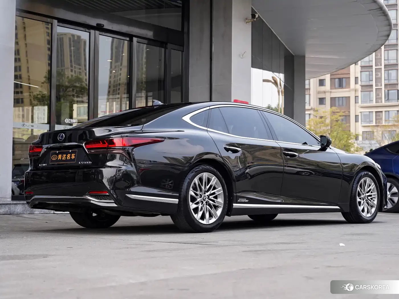 Lexus LS id 4583743 из Китая 10