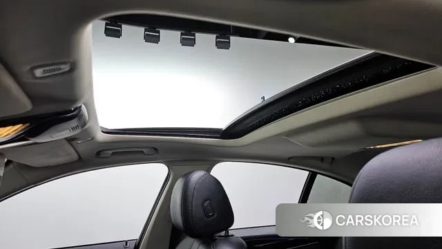 BMW 5 Series (G30) id 3713938 из Кореи 10