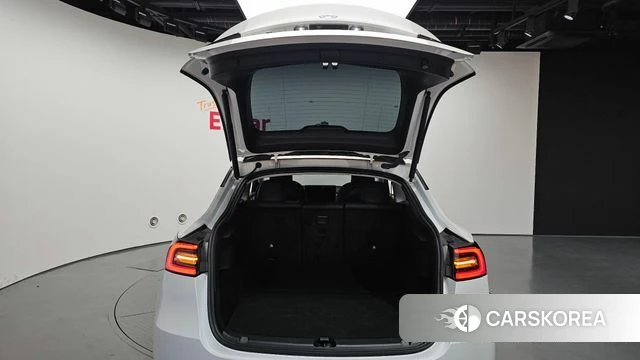 Tesla Model Y id 4691744 из Кореи 10