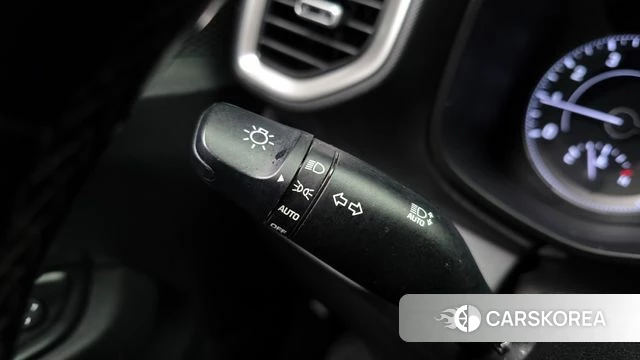 Hyundai Venue id 3844106 из Кореи 10