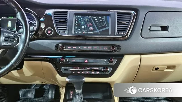 Kia The New Carnival id 3444935 из Кореи 10