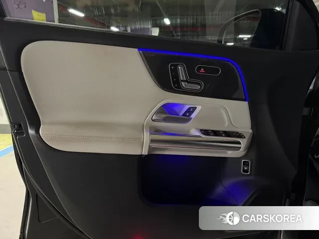 Mercedes-Benz GLA - Class H247 id 3433628 из Кореи 10