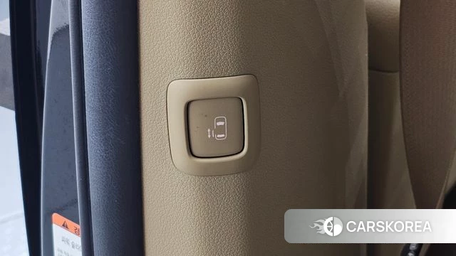 Kia The New Carnival id 3813760 из Кореи 10