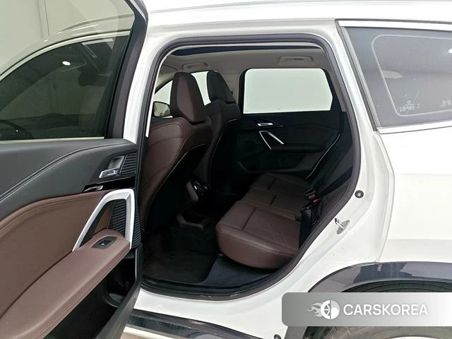 BMW X1 id 4393138 из Китая 10