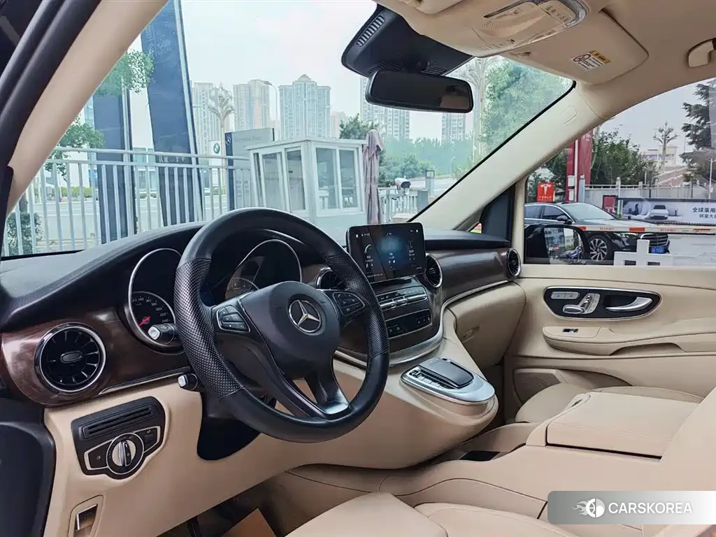 Mercedes-Benz V-Class id 4548158 из Китая 10