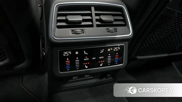 Audi RS7 (4K) id 3884528 из Кореи 10