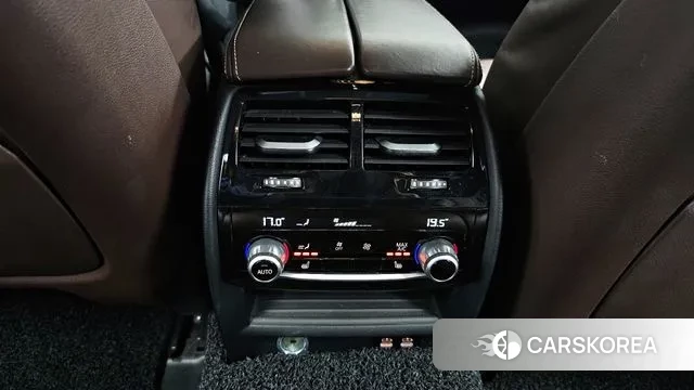 BMW 5 Series (G30) id 3676958 из Кореи 10