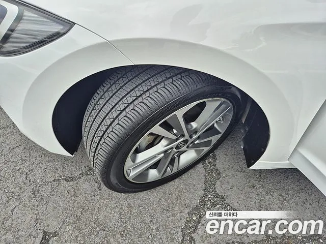 Hyundai Avante AD id 2946345 из Кореи 10