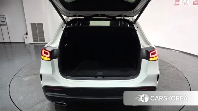 Mercedes-Benz GLA - Class H247 id 3671846 из Кореи 10