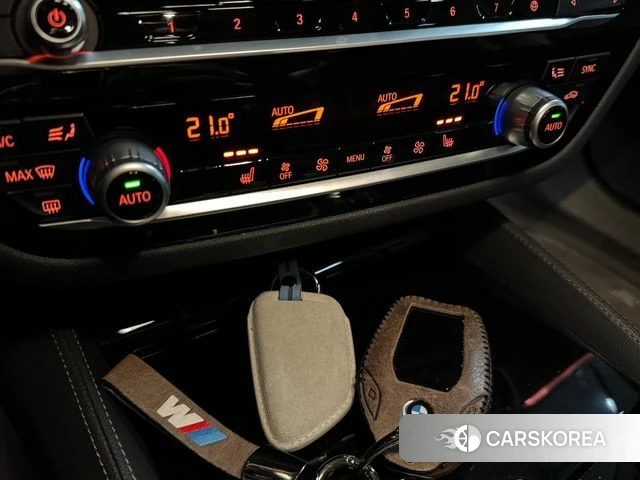 BMW 5 Series (G30) id 3853367 из Кореи 10