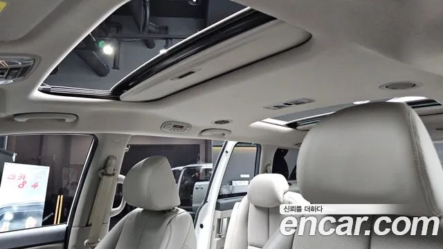 Kia The New Carnival id 2388665 из Кореи 10