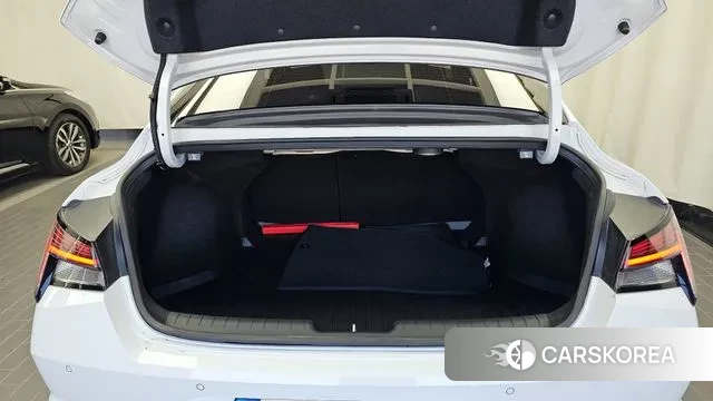 Hyundai Avante (CN7) id 3433362 из Кореи 10