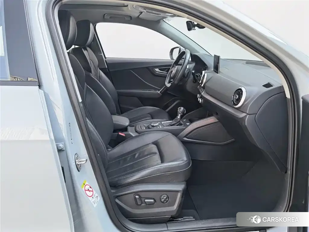 Audi Q2L id 4589109 из Китая 10
