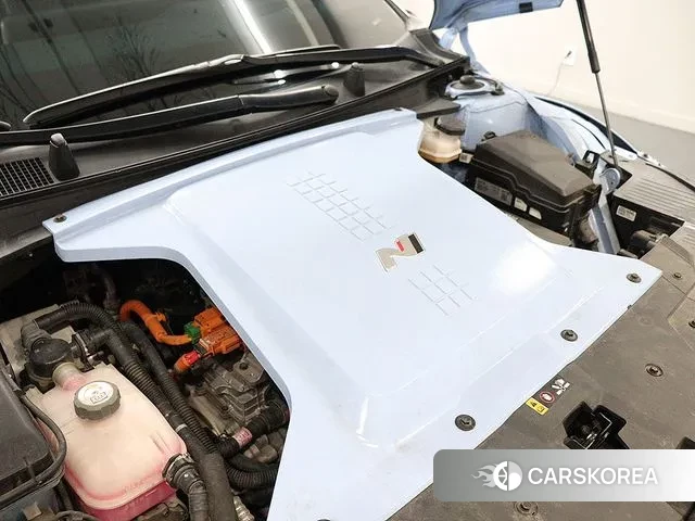 Hyundai Ionic 5 id 3756895 из Кореи 10