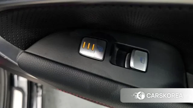 Genesis G70 id 3076699 из Кореи 10