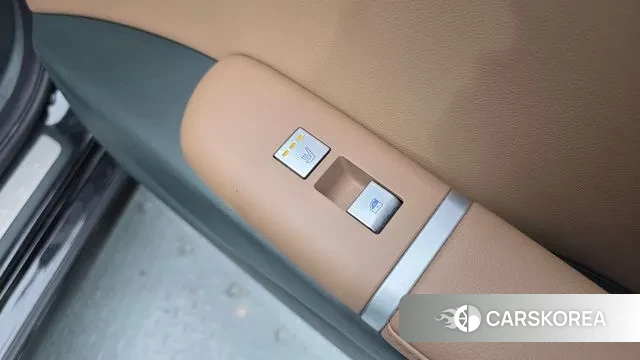 Hyundai Grandeur (GN7) id 3763430 из Кореи 10