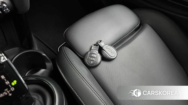 Mini Cooper id 4316520 из Кореи 10