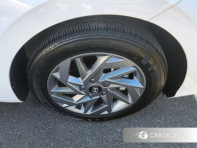 Hyundai The New Avante (CN7) id 3610121 из Кореи 10