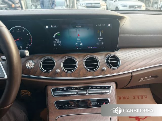 Mercedes-Benz E-class id 4258602 из Китая 10