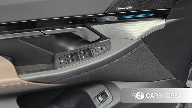 BMW 5 Series (G60) id 4523354 из Кореи 10