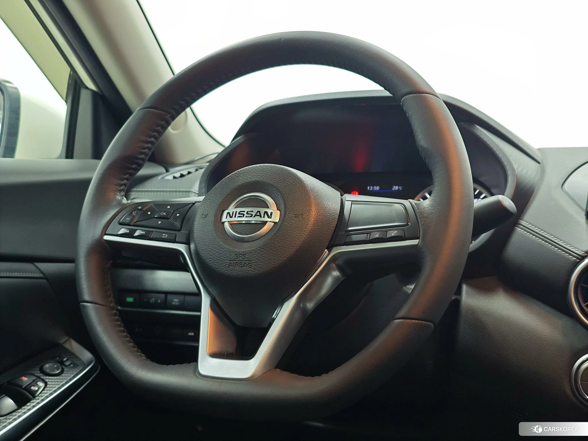 Nissan Xuan Yi id 4452571 из Китая 10
