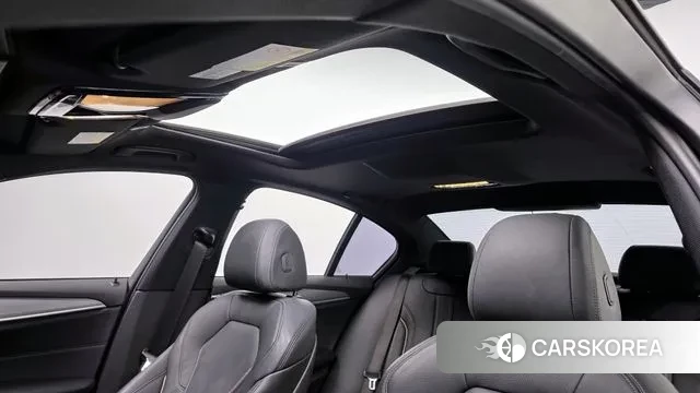 BMW 5 Series (G30) id 3672829 из Кореи 10