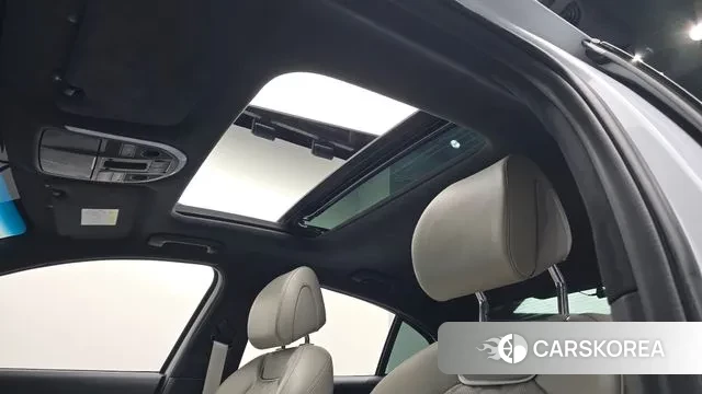 Genesis The New G70 id 3478434 из Кореи 10