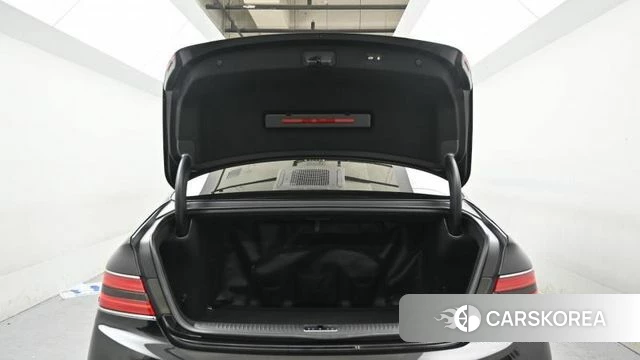 Genesis G90 id 3852675 из Кореи 10