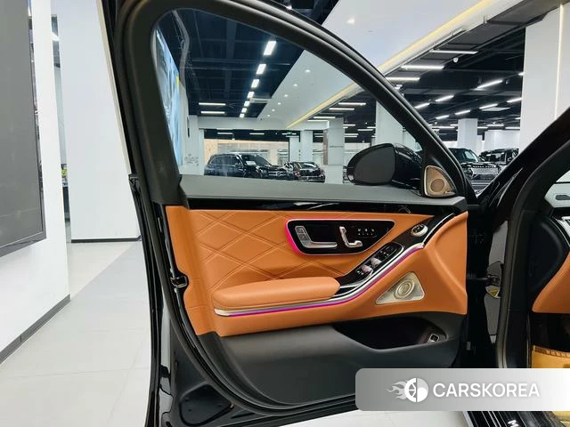 Mercedes-Benz Maybach S-class id 4298484 из Китая 10