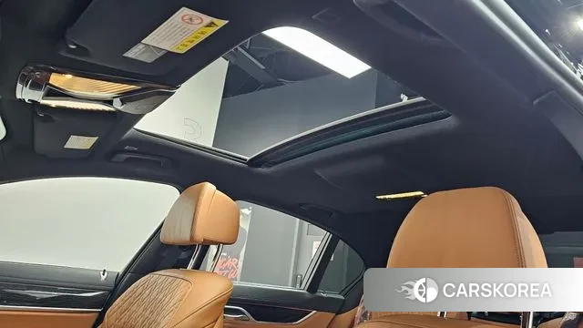 BMW 7 Series (G11) id 3747859 из Кореи 10