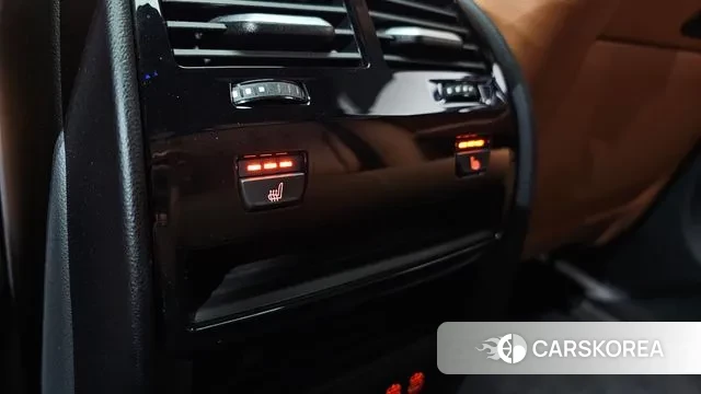 BMW 5 Series (G30) id 3610667 из Кореи 10