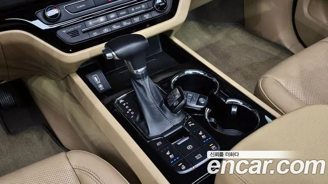 Kia The New Carnival id 2564289 из Кореи 10