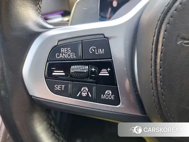 BMW 5 Series (G30) id 3581545 из Кореи 10