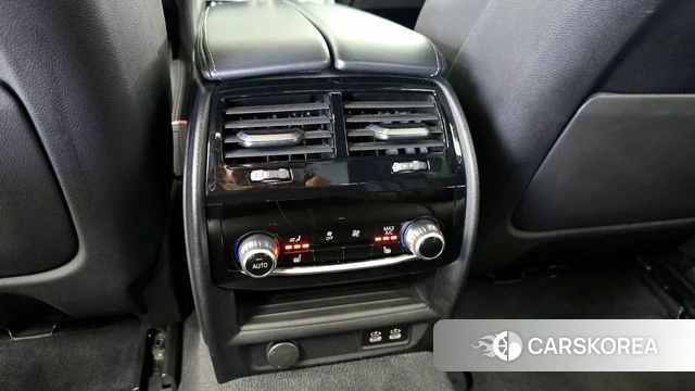 BMW 5 Series (G30) id 3812268 из Кореи 10