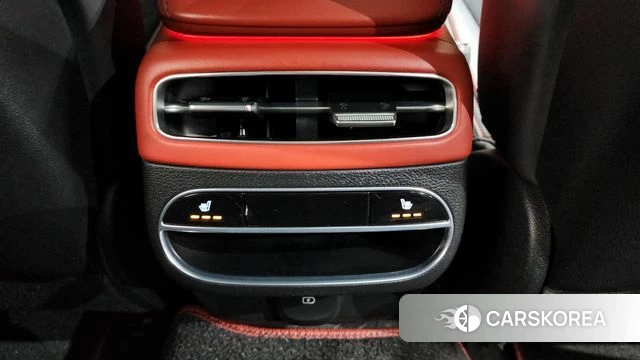 Genesis GV70 id 3819581 из Кореи 10