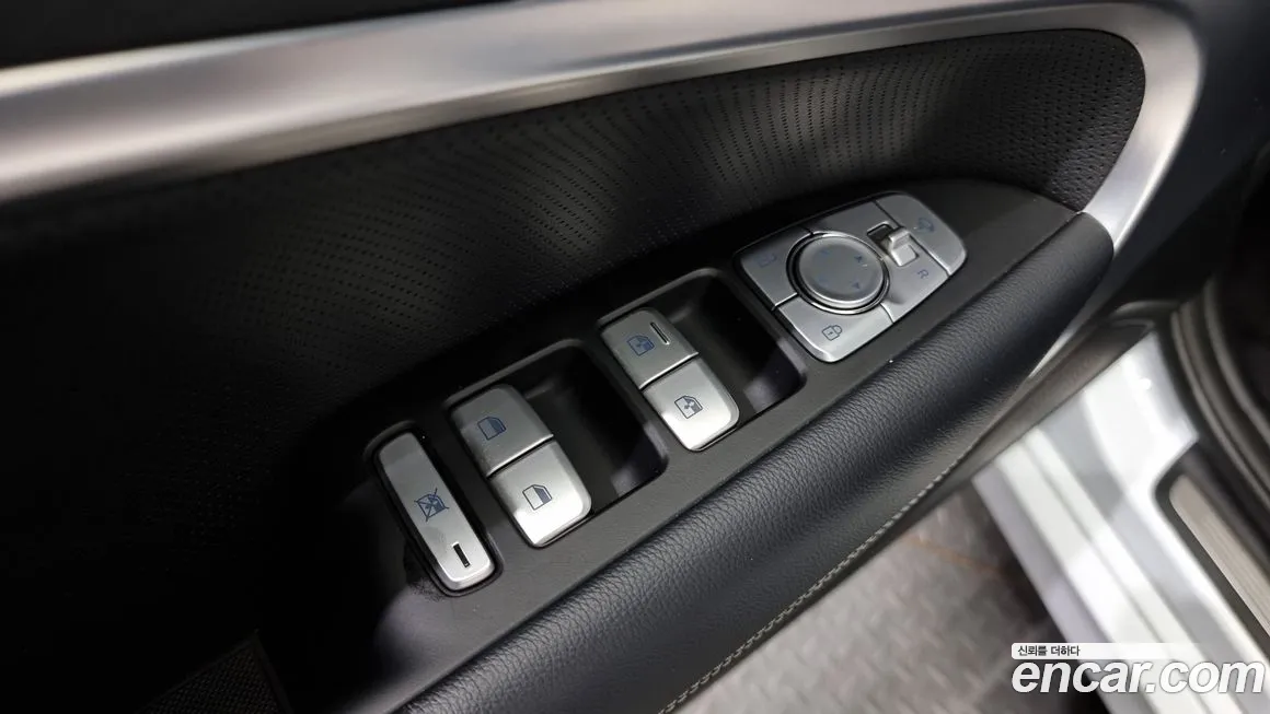 Genesis G70 id 2062261 из Кореи 10