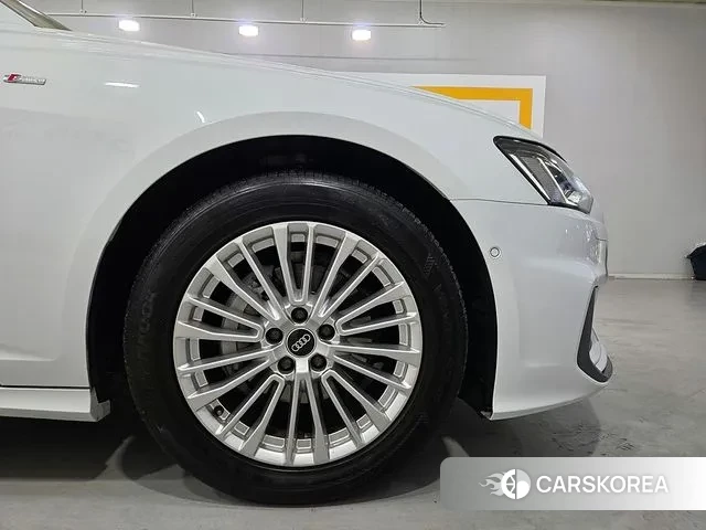 Audi A6 (C8) id 3524698 из Кореи 10